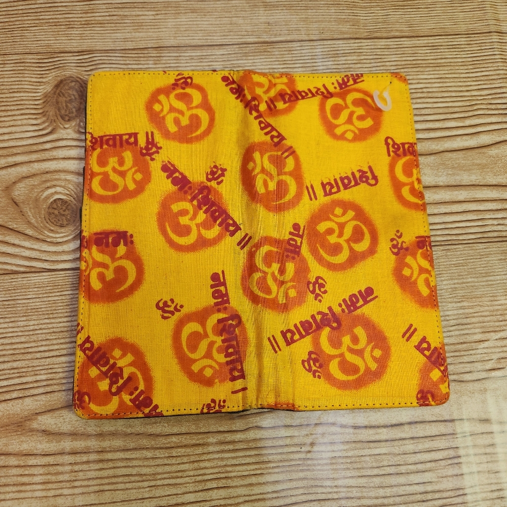 Om Symbol Yellow Cloth Wallet - Picture 2 of 5